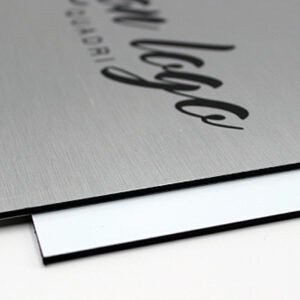 Panneau publicitaire en Dibond